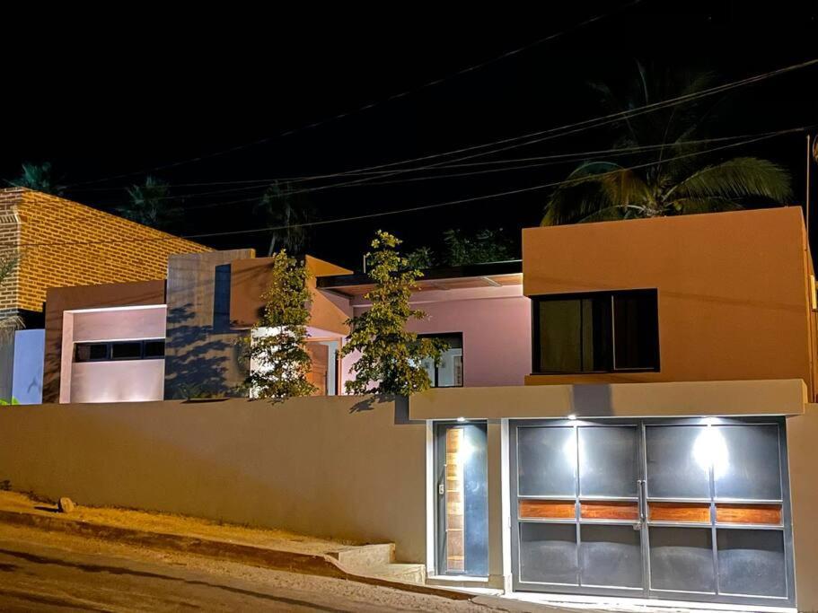 Casa Kamila En El Centro De Todos Santos Villa Exterior photo